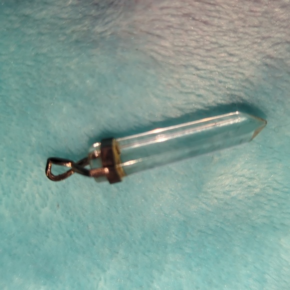 Quartz Crystal - Picture 3 of 3